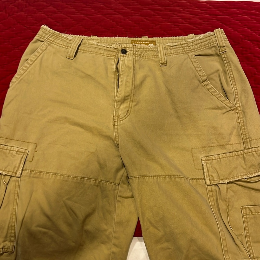 Men’s cargo shorts , size 38 in good condition